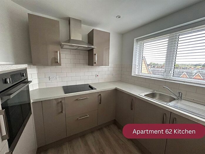 1 Bedroom Flat For Sale In Apartment, Riverain Lodge, Taunton, TA1