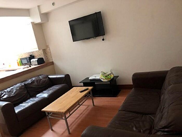 7 Bedroom Terraced House To Rent In Alton Road, Birmingham, B29