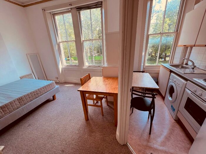 Studio To Rent In St. John's Way, London, N19