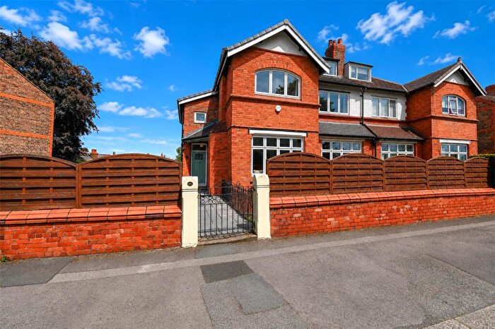 5 Bedroom Semi-Detached House For Sale In Tollemache Road, Claughton, Wirral, CH43