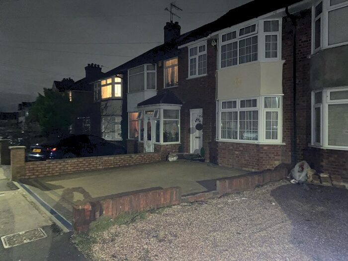 1 Bedroom Terraced House To Rent In Woodcroft Crescent, Uxbridge, UB10