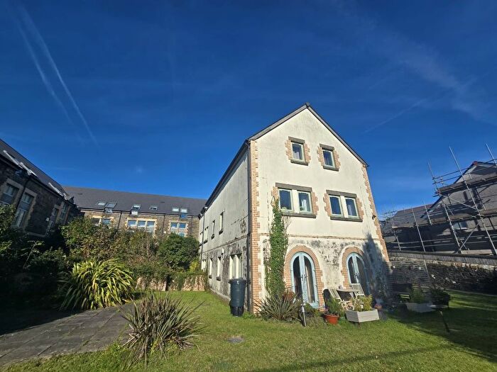 2 Bedroom Flat For Sale In Apartment The Old School House, Tredegar Avenue, Llanharan, Pontyclun, CF72
