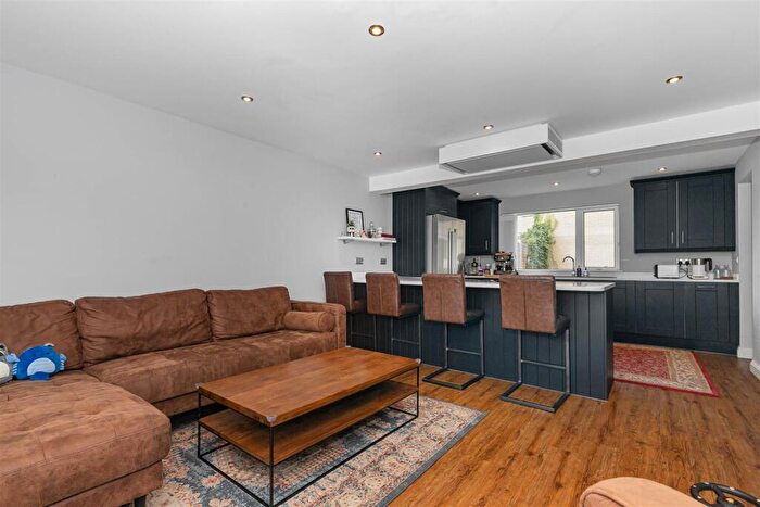 3 Bedroom Terraced House To Rent In The Labbott, Keynsham, BS31