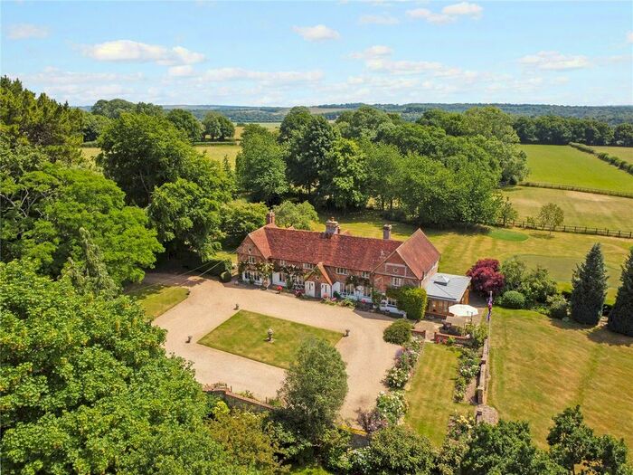 6 Bedroom Detached House For Sale In Street End, Bishops Waltham, Southampton, SO32