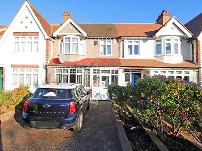 3 Bedroom Terraced House To Rent In Merlin Grove, Beckenham, Kent, BR3