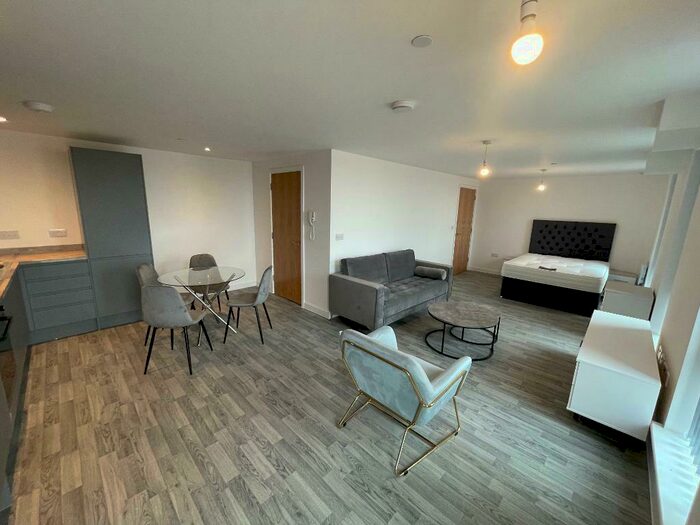 Studio To Rent In Stockport Road, Ardwick, Machester, M13