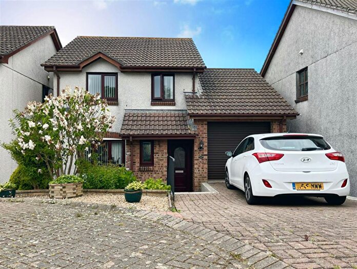 3 Bedroom Detached House For Sale In Primrose Close, Camborne, TR14