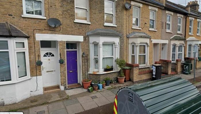 1 Bedroom Terraced House To Rent In Faringford Road, Stratford, London, E15