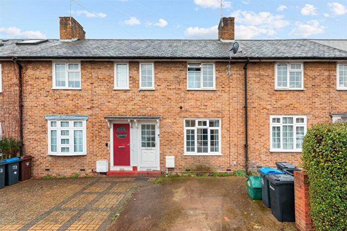 3 Bedroom House For Sale In Buckfast Road, Morden, SM4