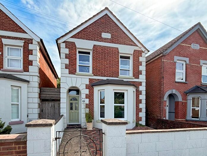4 Bedroom Detached House For Sale In Wilton Road, Salisbury, SP2