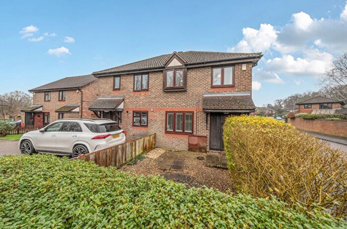 3 Bedroom Semi-Detached House For Sale In Barley Mead, Warfield, Bracknell, Berkshire, RG42