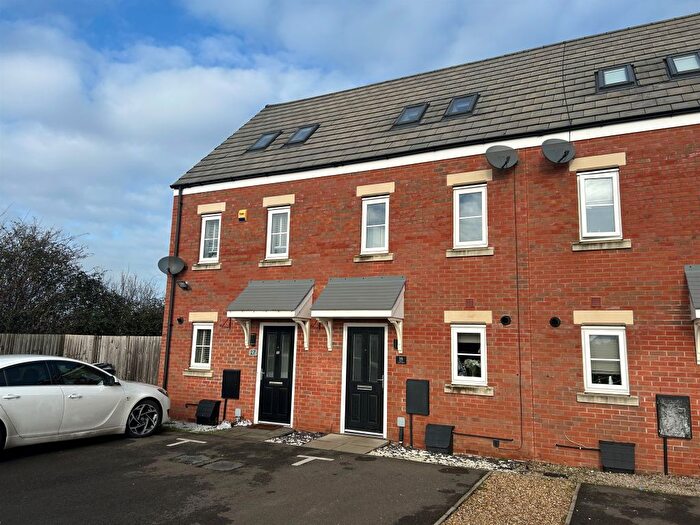 3 Bedroom Property For Sale In Bedstone Way, Farcet, Peterborough, PE7