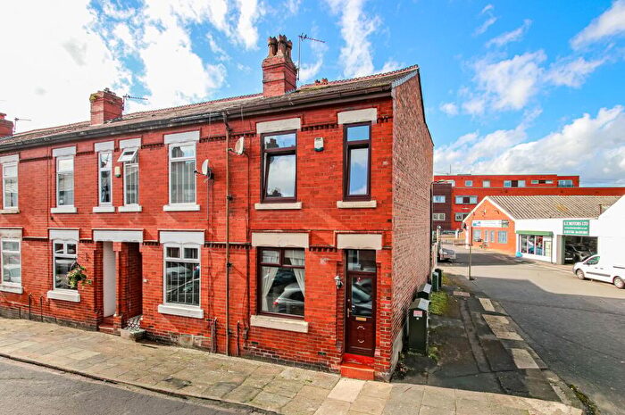 2 Bedroom End Of Terrace House For Sale In Hampton Road, Urmston, Manchester, M41