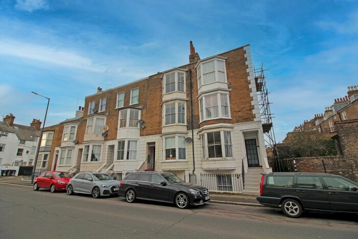 3 Bedroom Maisonette To Rent In St. Augustines Road, Ramsgate, CT11