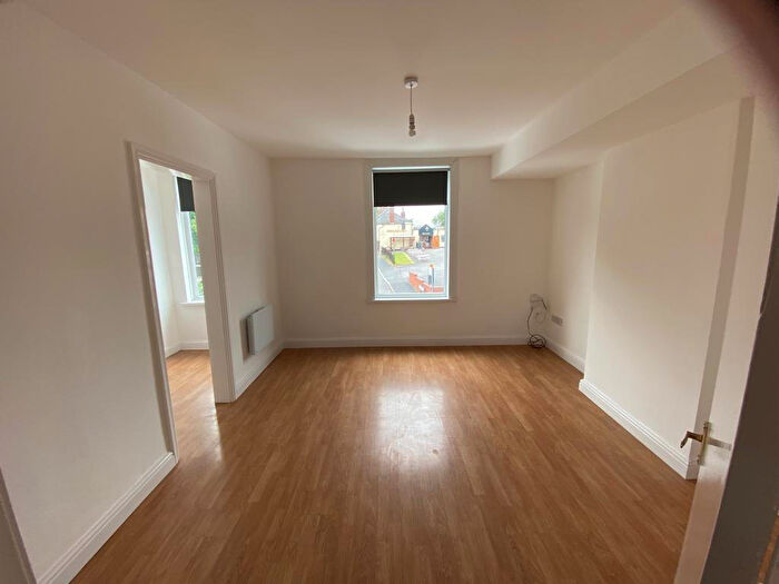 Studio To Rent In - Nottingham Road, Ilkeston, Derbyshire, DE7