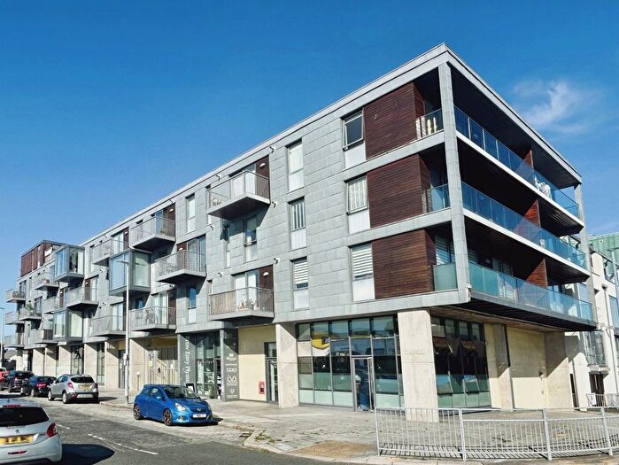 2 Bedroom Flat For Sale In Hobart Street, Plymouth, PL1