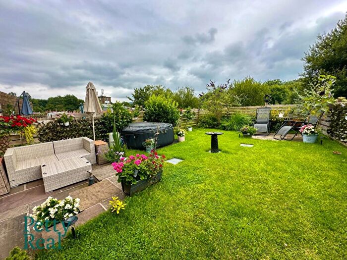 2 Bedroom Terraced House For Sale In Pasture Lane, Barrowford, Nelson, BB9