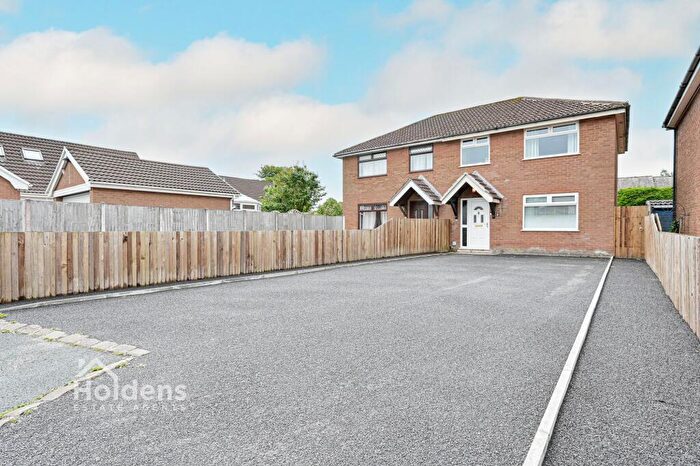 3 Bedroom Semi Detached House For Sale In Calder Avenue, Longridge, PR3