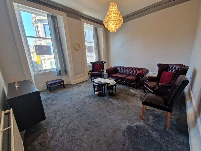 2 Bedroom Flat To Rent In Bridge Street, City Centre, Aberdeen, AB11