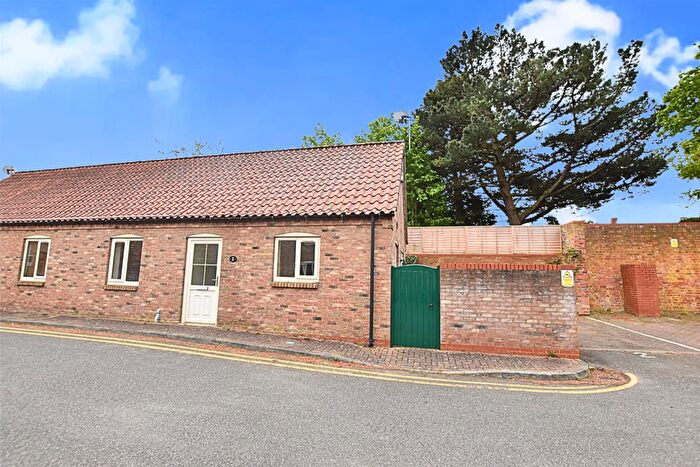 1 Bedroom Terraced Bungalow For Sale In Alfred Bannister Mews, Laceby, Grimsby, DN37