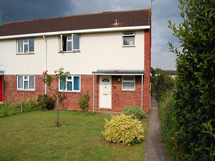 1 Bedroom Flat To Rent In Teviot Road, Keynsham, Bristol, BS31