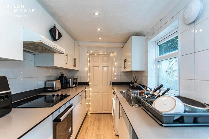 5 Bedroom Terraced House To Rent In Elm Grove, Brighton, BN2