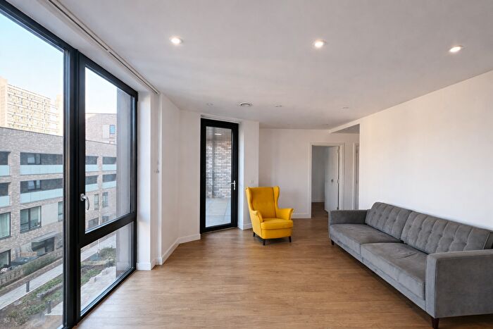 1 Bedroom Flat To Rent In Aberfeldy Square, London, E14