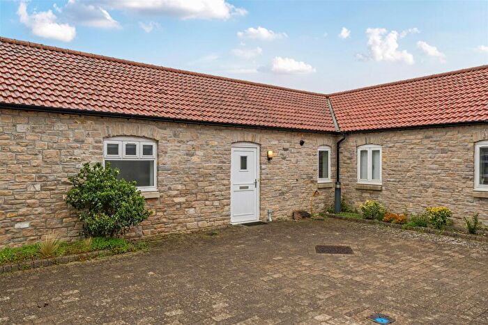 2 Bedroom Bungalow For Sale In Red Cow Lane, Dorchester, DT1