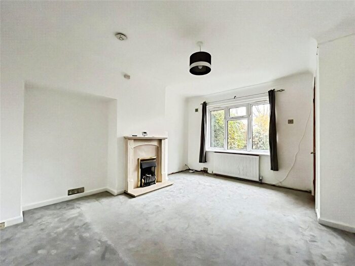 2 Bedroom Terraced House To Rent In Warburton Road, Twickenham, TW2