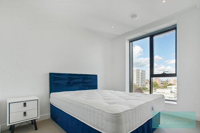 1 Bedroom Flat To Rent In Dawson Street, London, E2