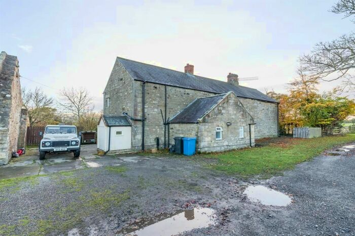 4 Bedroom Farmhouse To Rent In Mitford, Morpeth, NE61