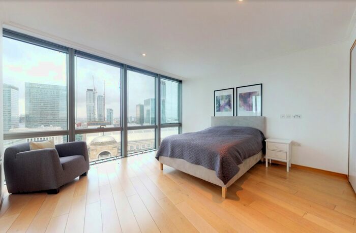 2 Bedroom Apartment To Rent In West India Quay, Hertsmere Road, London, E14