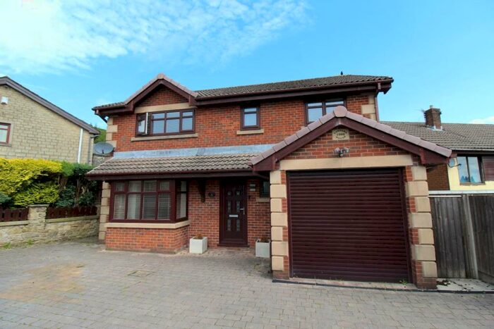 4 Bedroom Detached House To Rent In Tanners Croft, Ramsbottom, Bury, BL0