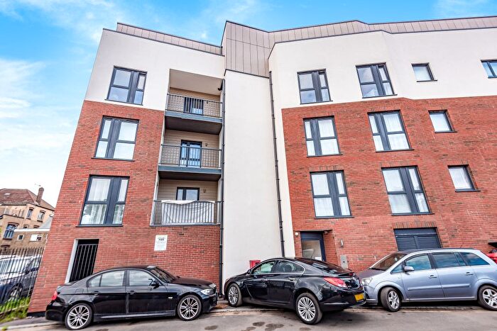 1 Bedroom Flat To Rent In Lyons Way, Slough, SL2