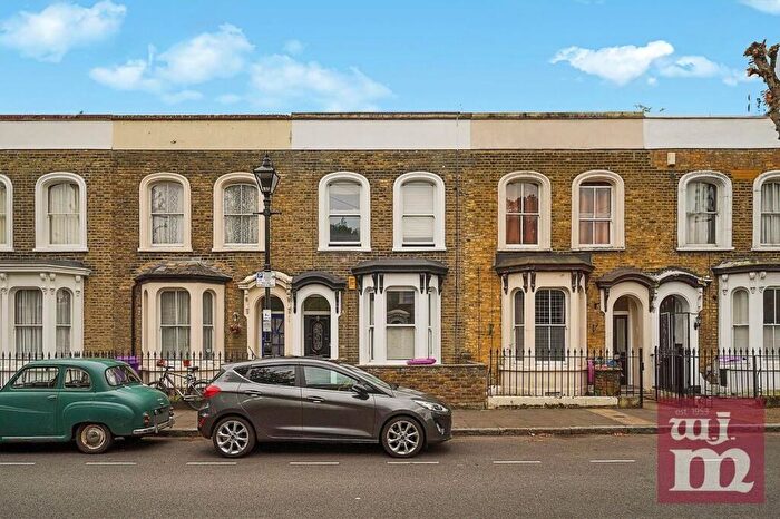 3 Bedroom Terraced House To Rent In Athelstane Grove, Bow, E3