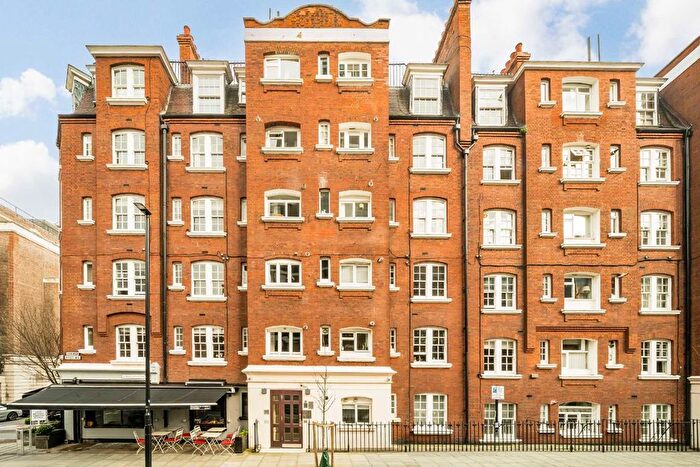 1 Bedroom Flat For Sale In Sandwich Street, Bloomsbury, WC1H