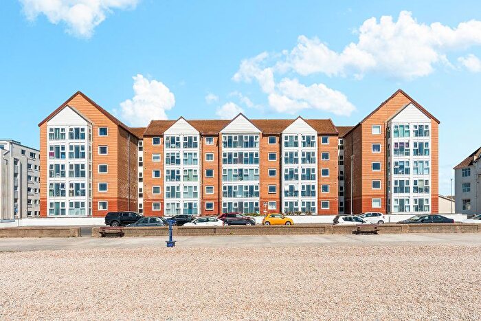 1 Bedroom Retirement Property For Sale In Stratheden Court, Esplanade, Seaford, BN25
