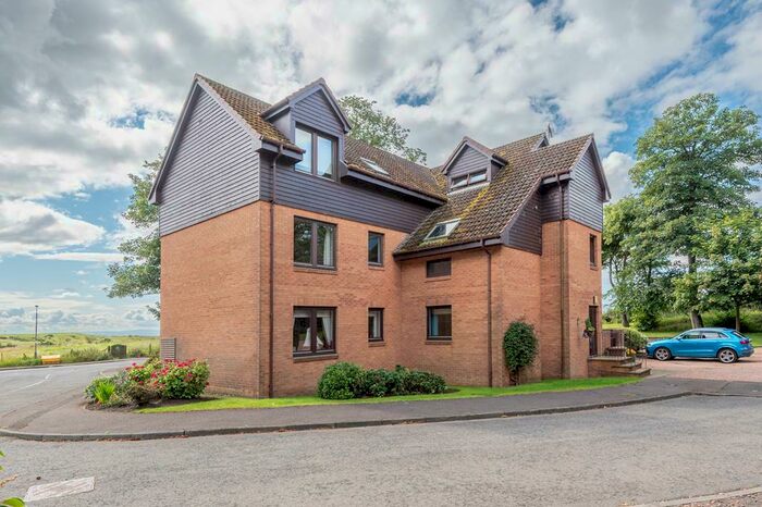 2 Bedroom Apartment For Sale In Links Road, Leven, Fife, KY8