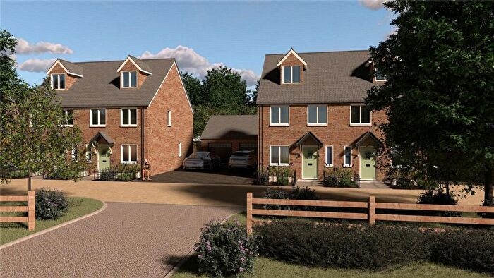 3 Bedroom Semi-Detached House For Sale In Brooks Road, Raunds, Wellingborough, Northamptonshire, NN9