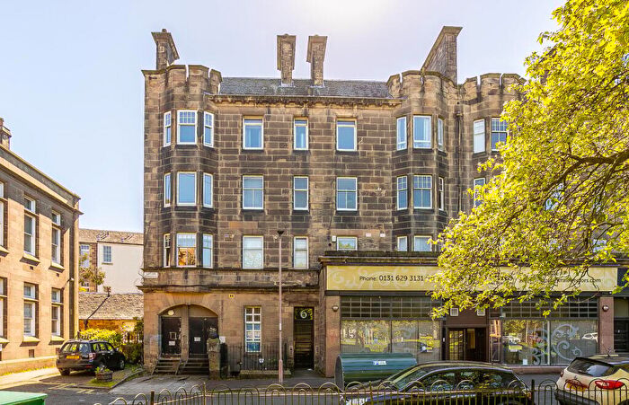 2 Bedroom Flat For Sale In Taylor Gardens, Edinburgh, EH6