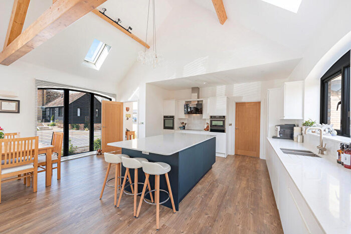 4 Bedroom Detached House For Sale In Bance Court, Wistow, Huntingdon, Cambridgeshire, PE28