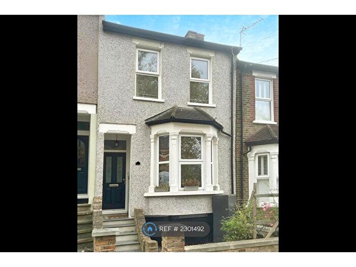 4 Bedroom Terraced House To Rent In Upper Holly Hill Road, Belvedere, DA17