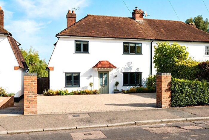 3 Bedroom Semi Detached House For Sale In St James's Road, Sevenoaks, Kent, TN13