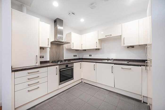 1 Bedroom Flat For Sale In Flat, Crisp Court, Gascoyne Road, Victoria Park, London, E9 - Photo 7