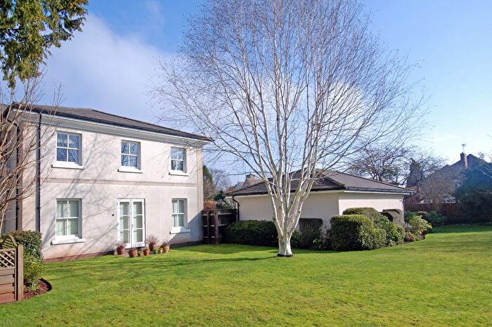 2 Bedroom Flat For Sale In Harefield Grove, The Park, Cheltenham, GL50