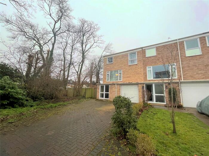 3 Bedroom End Of Terrace House To Rent In Cornford Close, Bromley, BR2