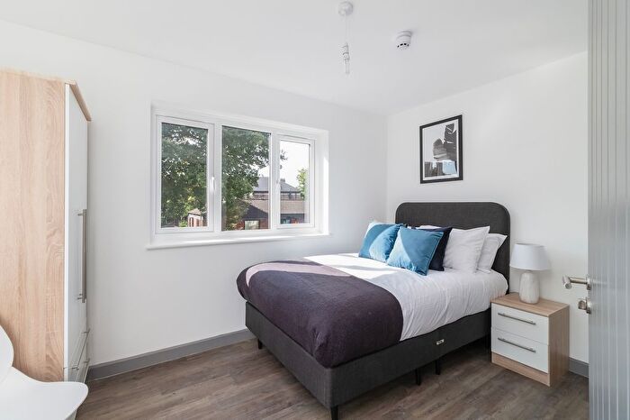 1 Bedroom Flat To Rent In Devonshire, Road, Wirral, CH43
