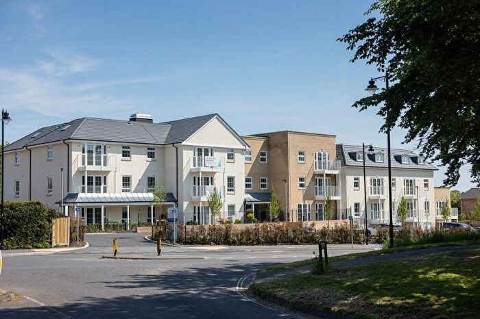 1 Bedroom Apartment For Sale In Stanford Hill, Lymington, SO41
