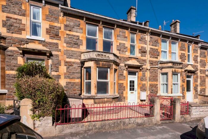 4 Bedroom Terraced House To Rent In Third Avenue, Bath, BA2