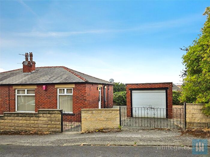 2 Bedroom Bungalow For Sale In Earl Street, Dewsbury, WF12